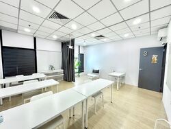 Forum The Shopping Mall (D9), Office #497624521